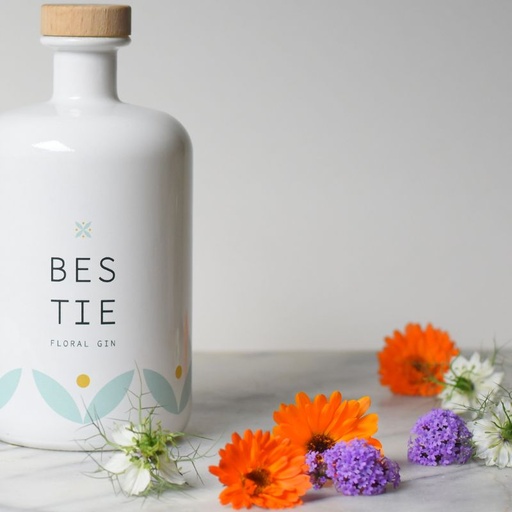 [A6725] Florale Gin "Bestie 38%"