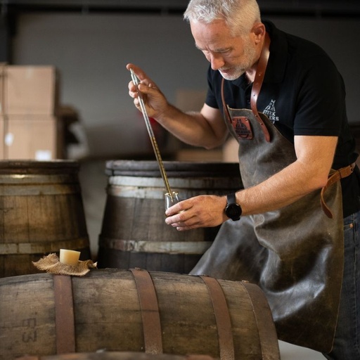 [A6735] Whiskey  "Sterkstokers 3 years 43%"